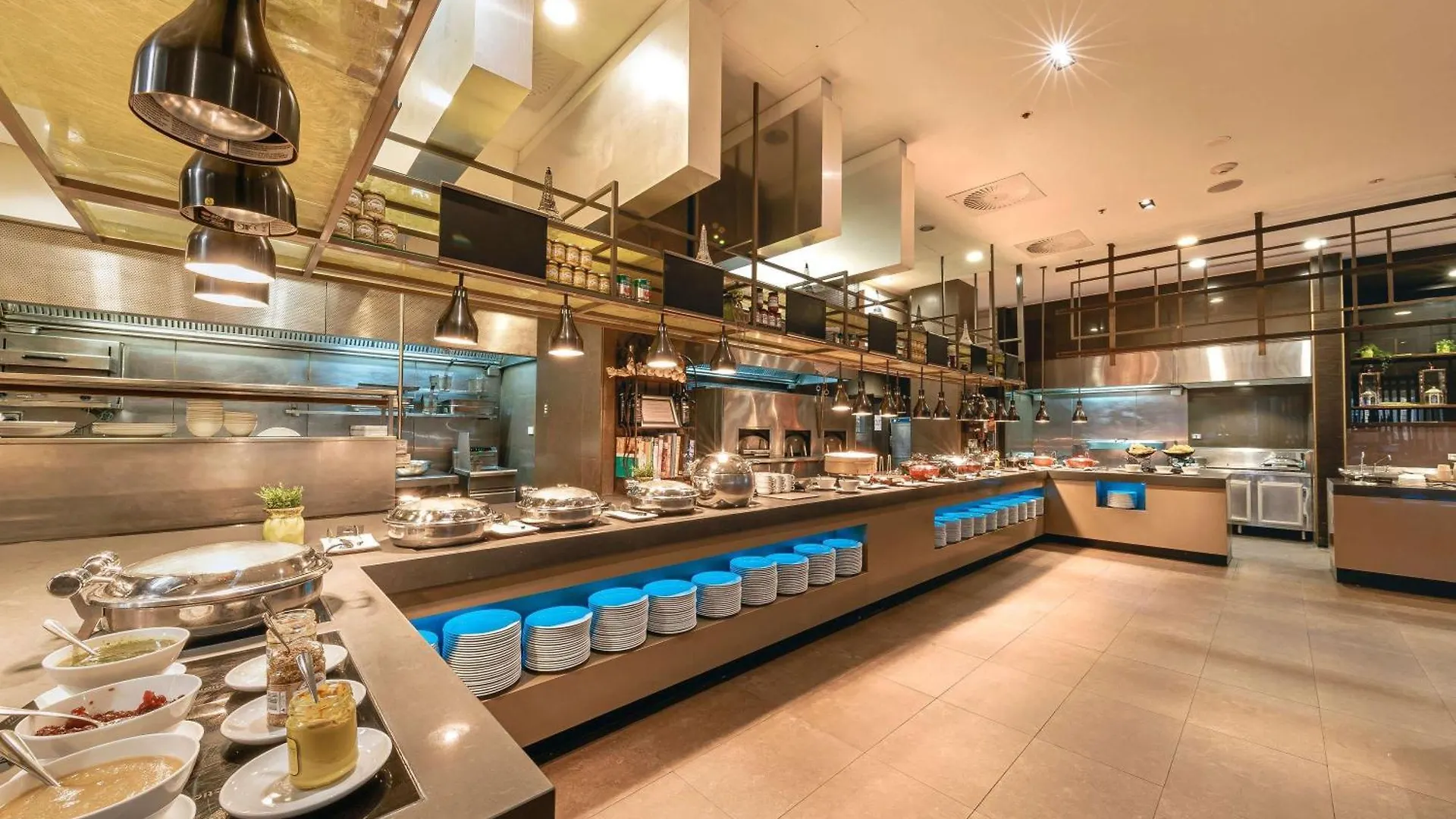 Sofitel Brisbane Central Отель