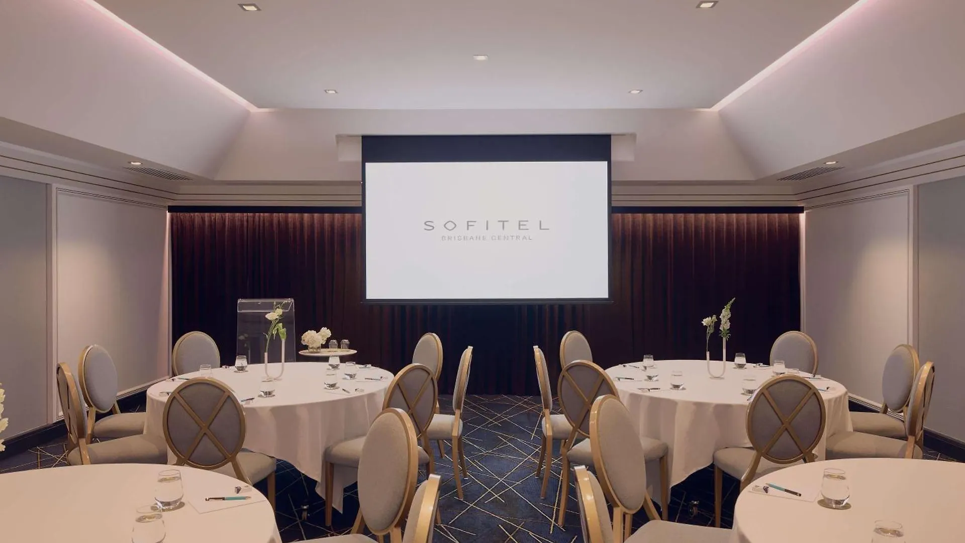 Sofitel Brisbane Central Австралия
