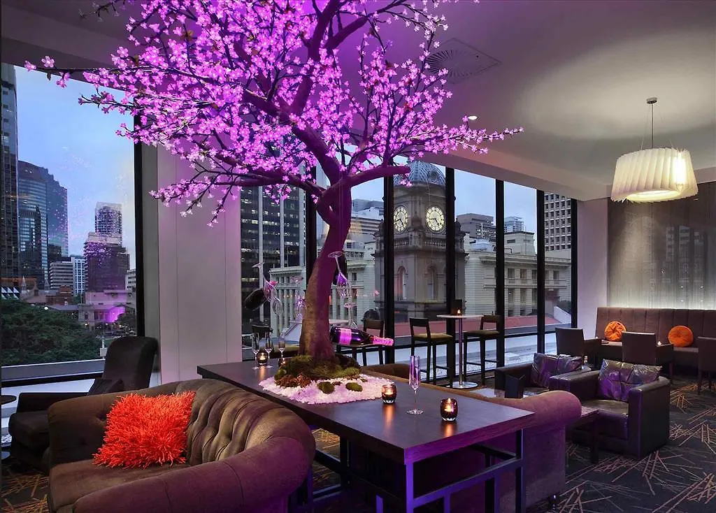 Отель Sofitel Brisbane Central