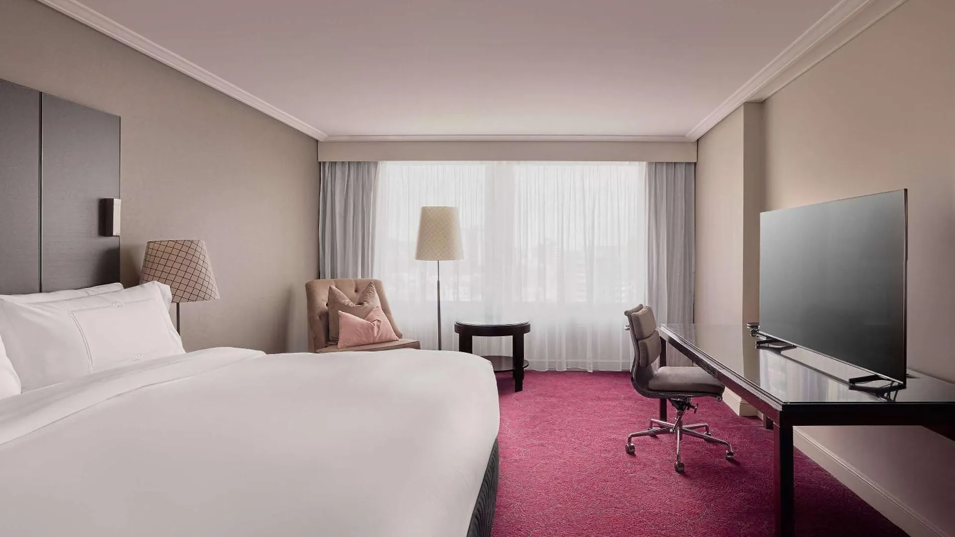 Отель Sofitel Brisbane Central