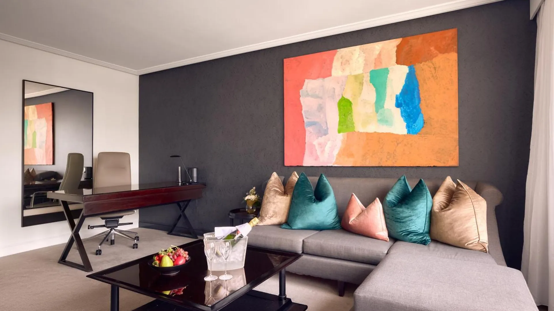 Sofitel Brisbane Central Отель