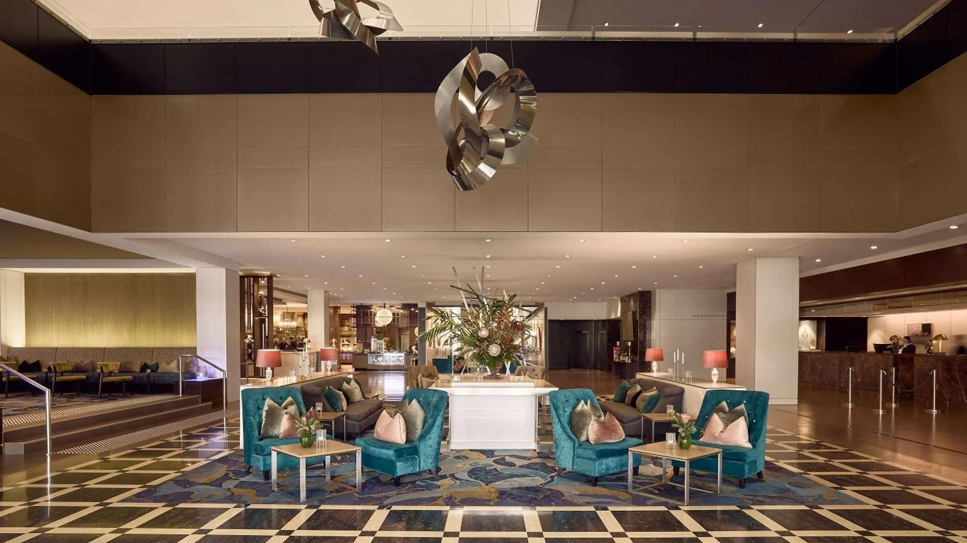 Sofitel Brisbane Central 5*,  Австралия